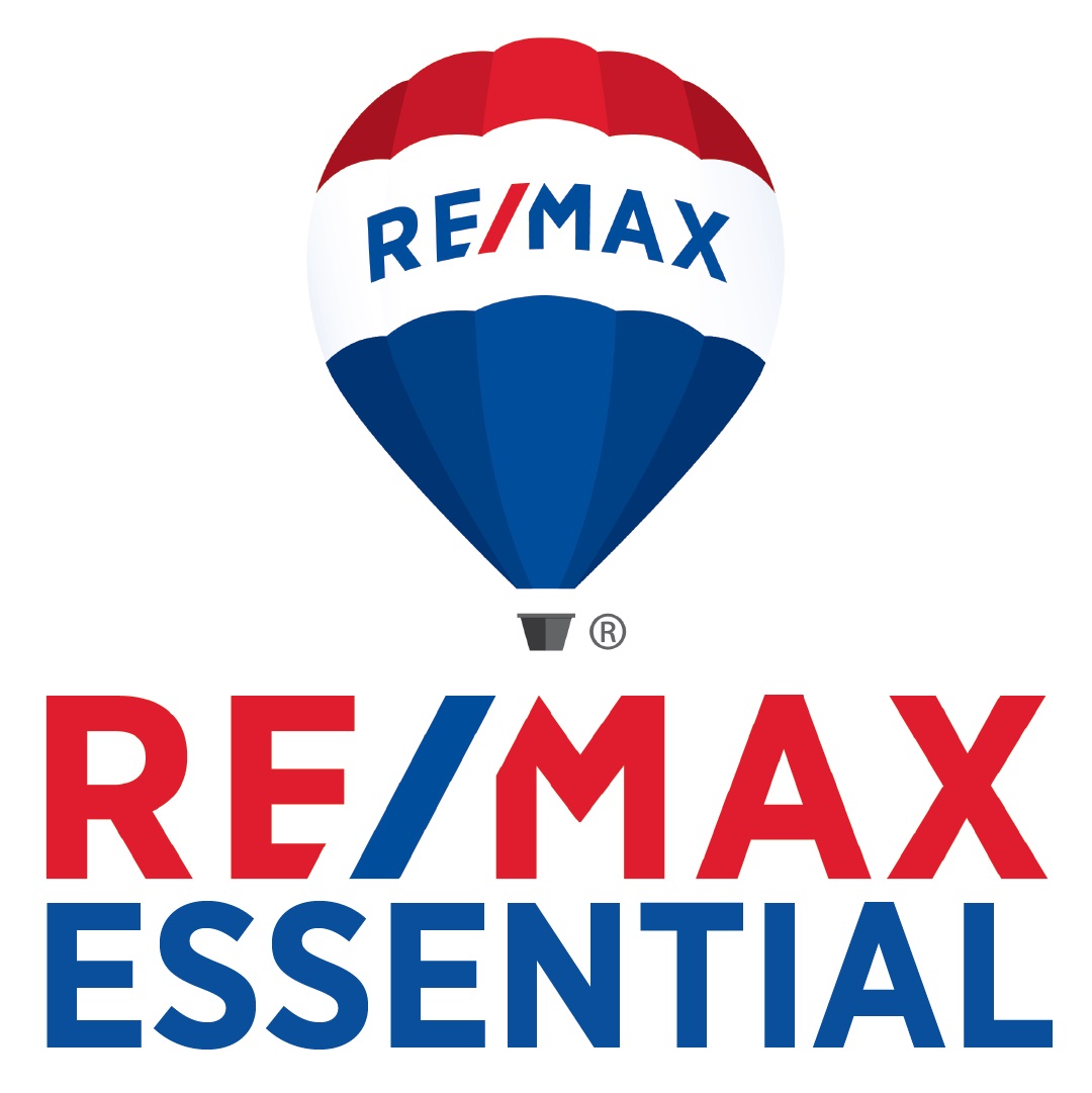 remax essential logo